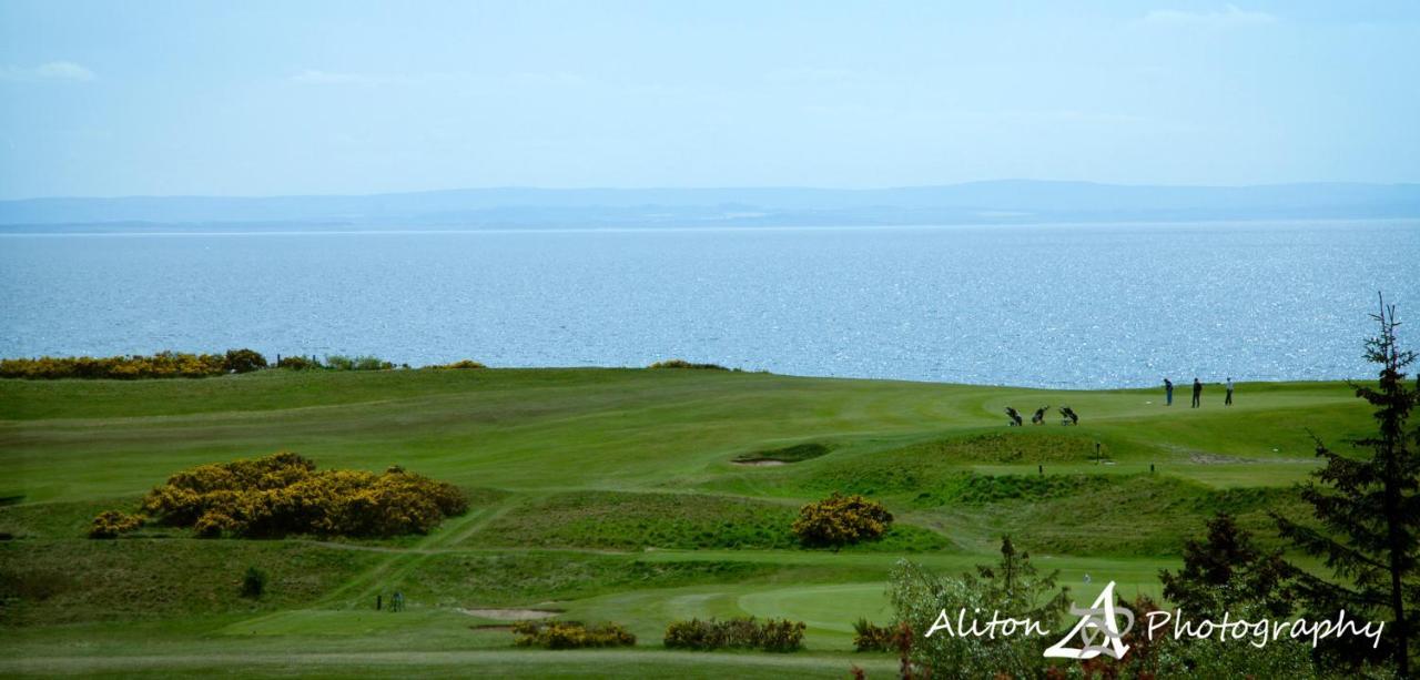 Old Manor Hotel Lundin Links Dış mekan fotoğraf